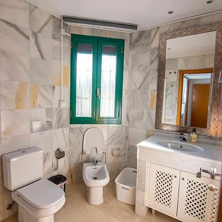 Modern With Parking And Private Pool Vila *