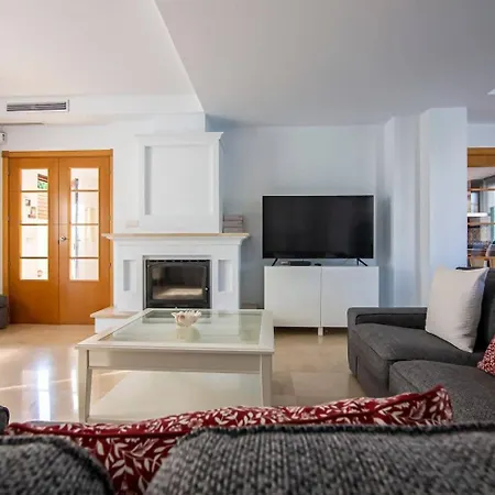 Vila En Playamar - Piscina, Barbacoa Y Parking