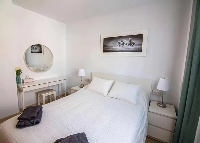 Villa Modern With Parking And Private Pool