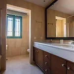 Modern With Parking And Private Pool *
